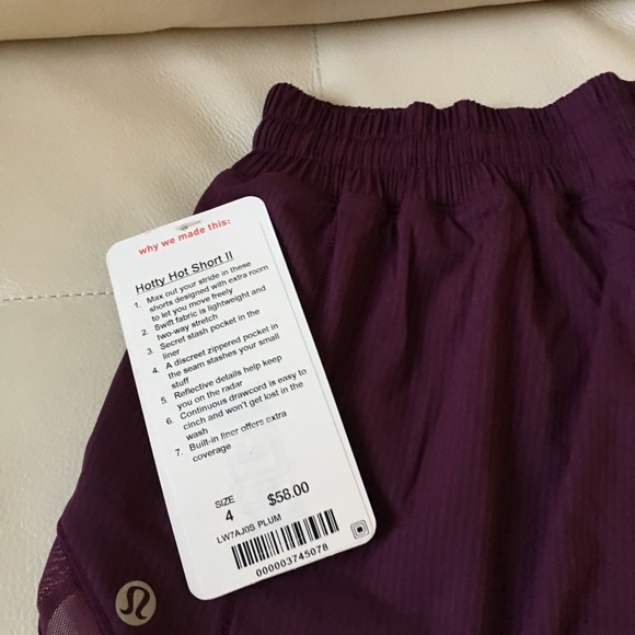NWT PLUM LULULEMON HOTTY HOT SHORT II - - Size 4 - Picture 4 of 7